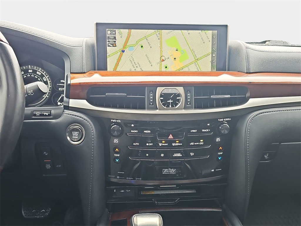 Used 2019 Lexus LX 570 4WD image 21