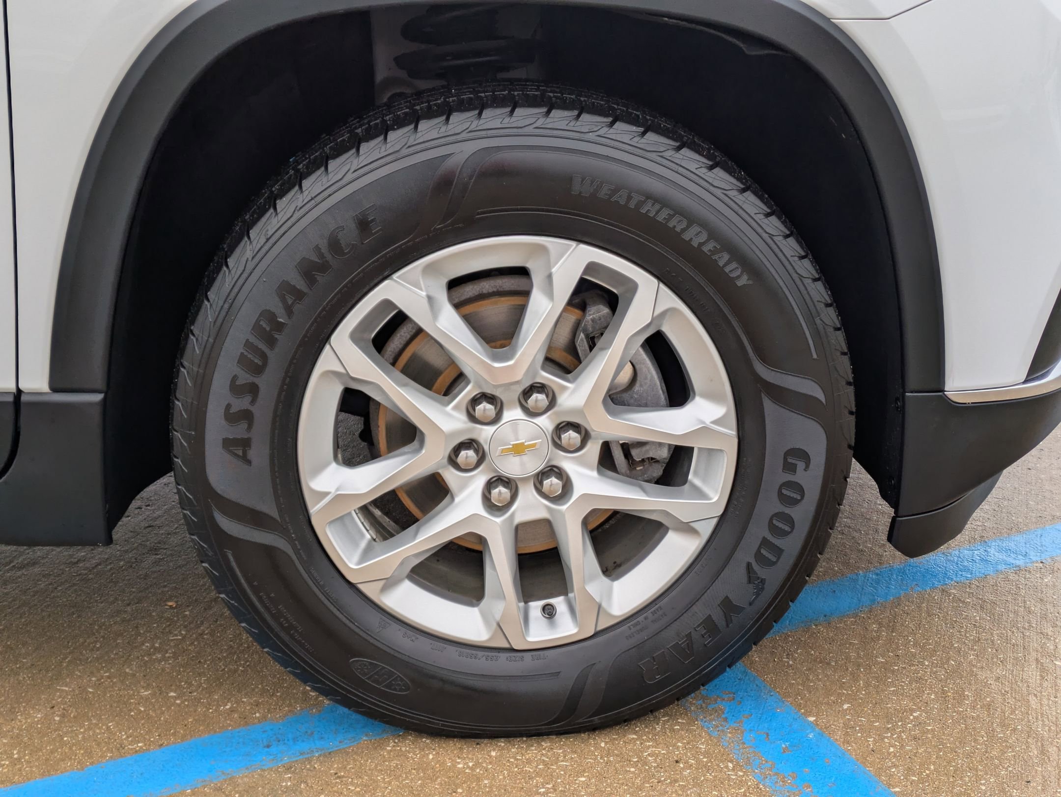 Used 2018 Chevrolet Traverse LT image 35