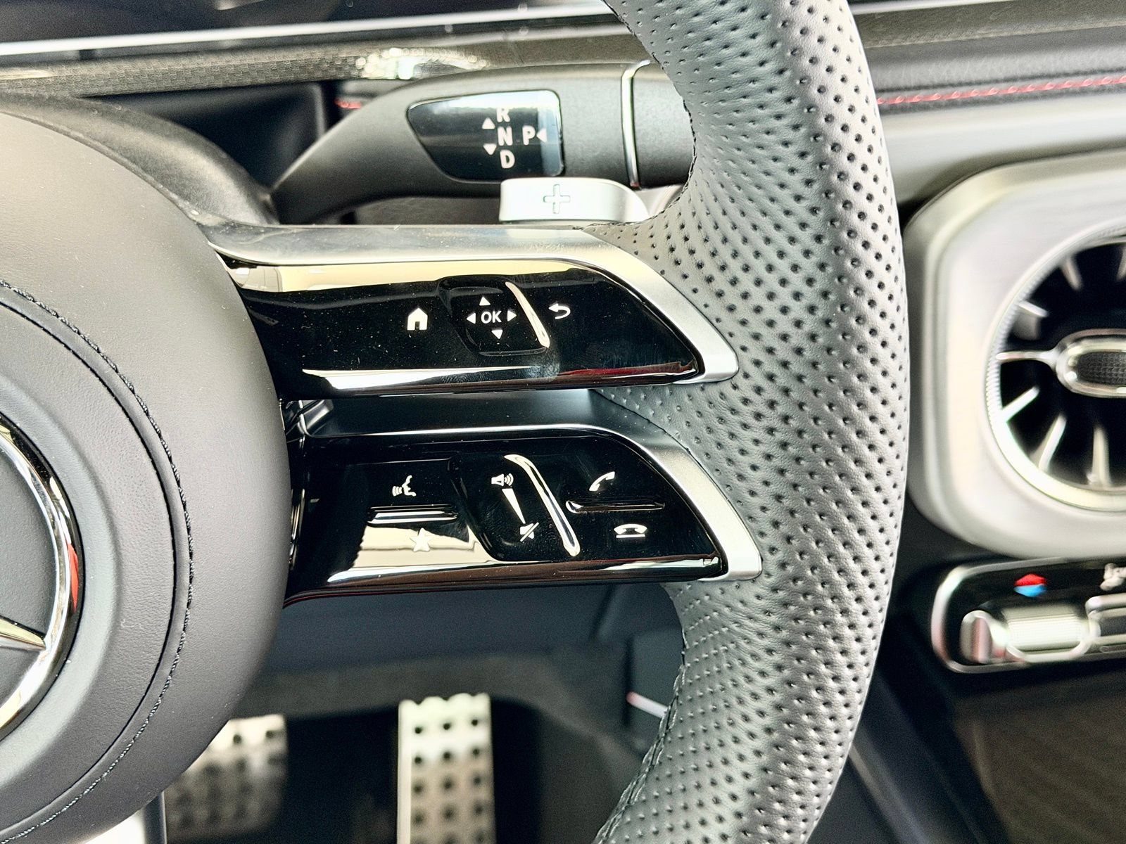 New 2026 Mercedes-Benz G 550 image 17