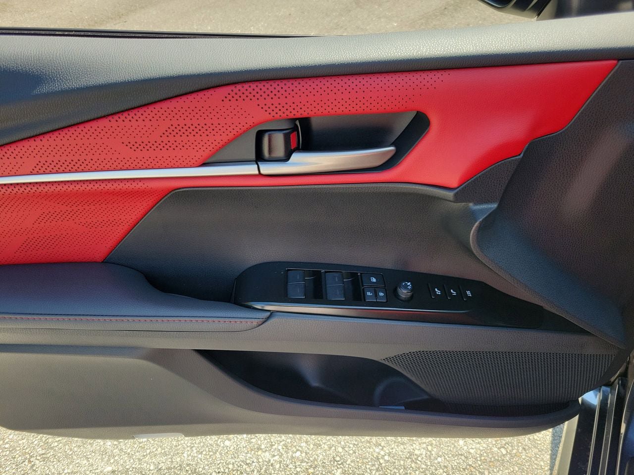 New 2026 Toyota Camry XSE FWD image 14