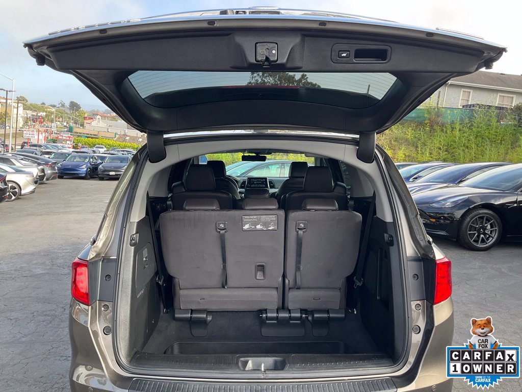 Used 2018 Honda Odyssey Touring image 12