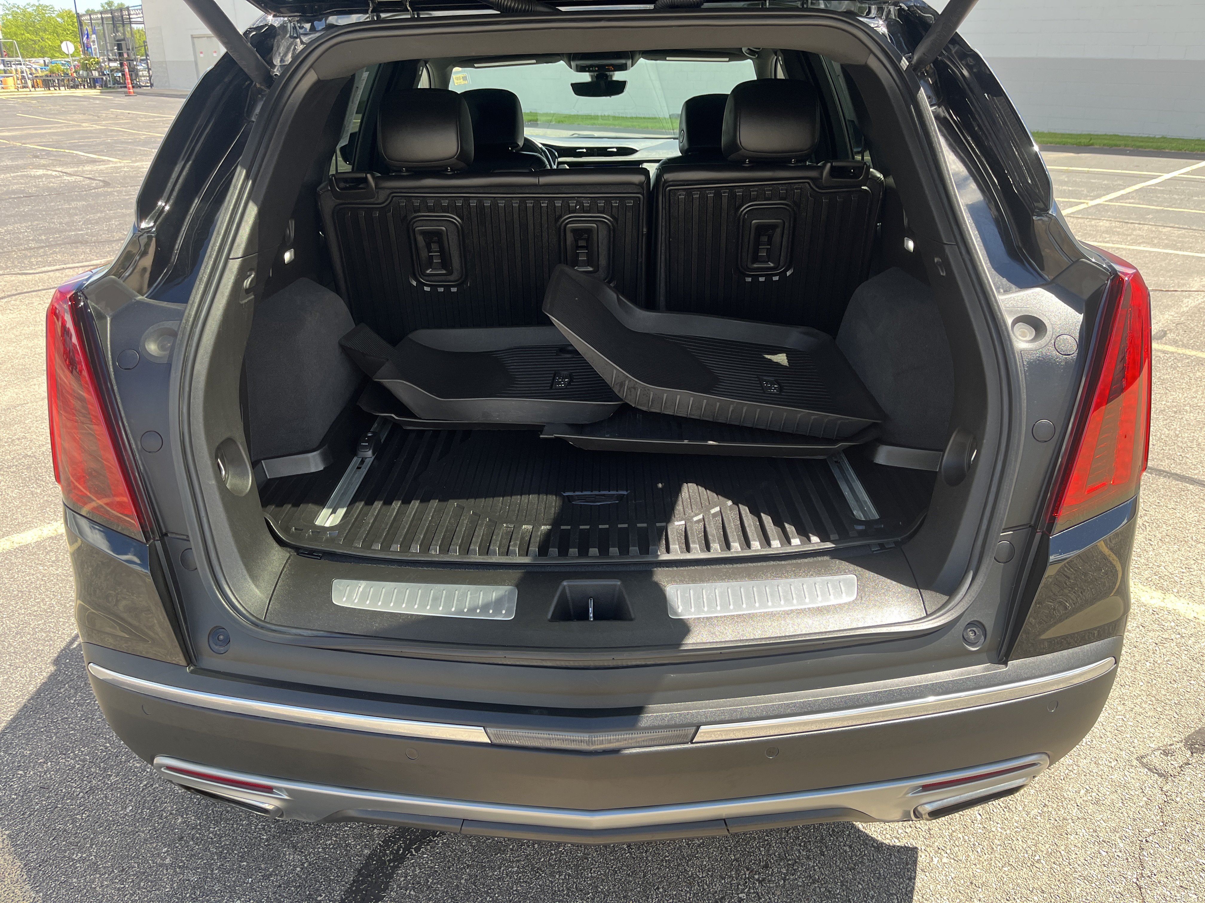 Used 2023 Cadillac XT5 Premium Luxury w/ Technology Package AWD/4WD image 23