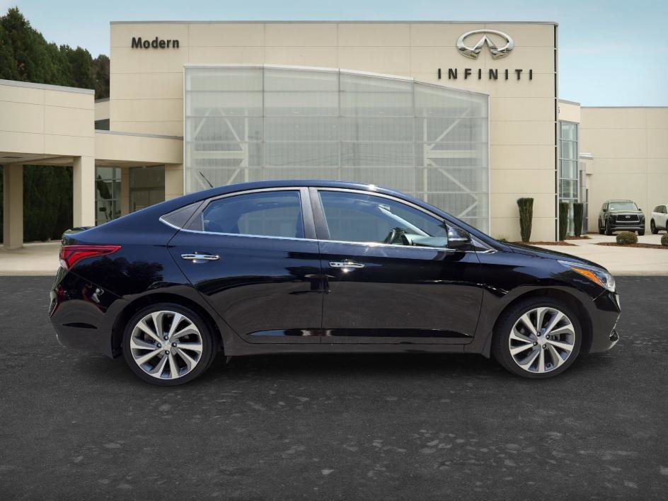 Used 2019 Hyundai Accent Limited FWD image 4
