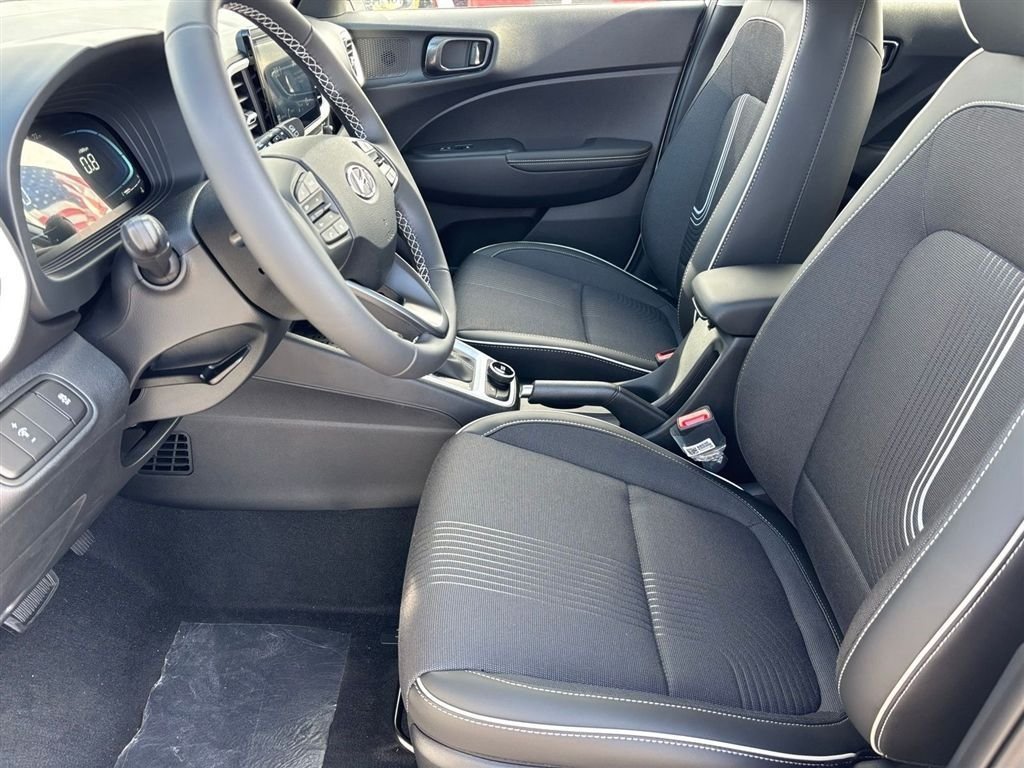 New 2026 Hyundai Venue SEL FWD image 12