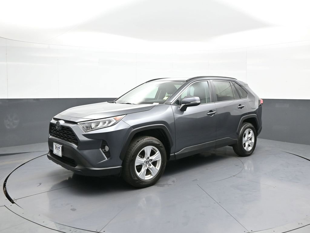 Used 2019 Toyota RAV4 XLE w/ Convenience Package AWD/4WD image 10