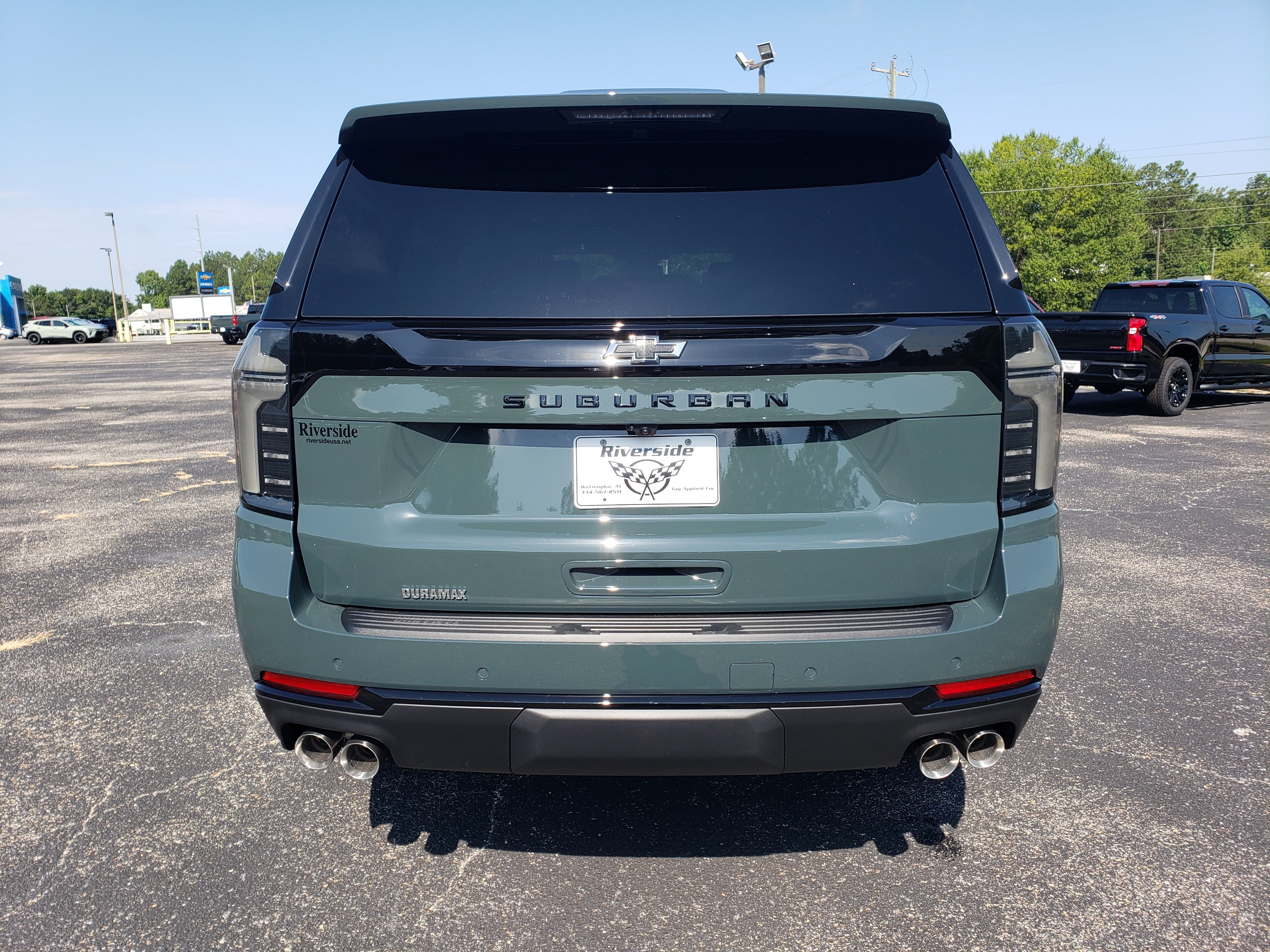 New 2026 Chevrolet Suburban Z71 w/ Z71 Off-Road Package AWD/4WD image 8