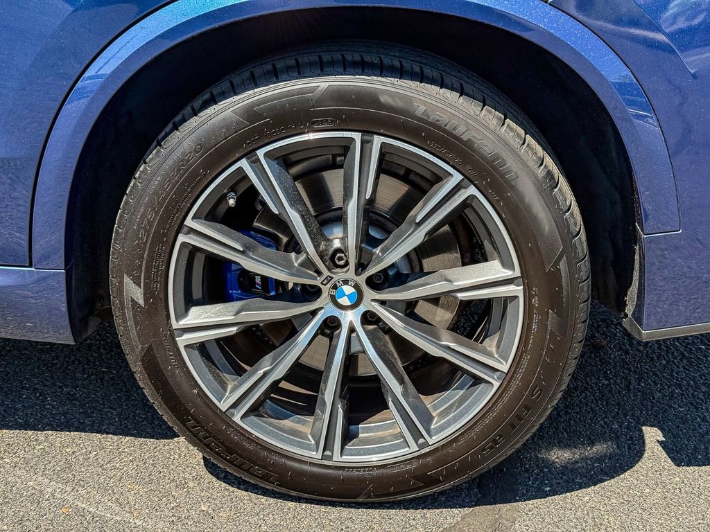 Used 2021 BMW X5 xDrive40i w/ M Sport Package AWD/4WD image 10