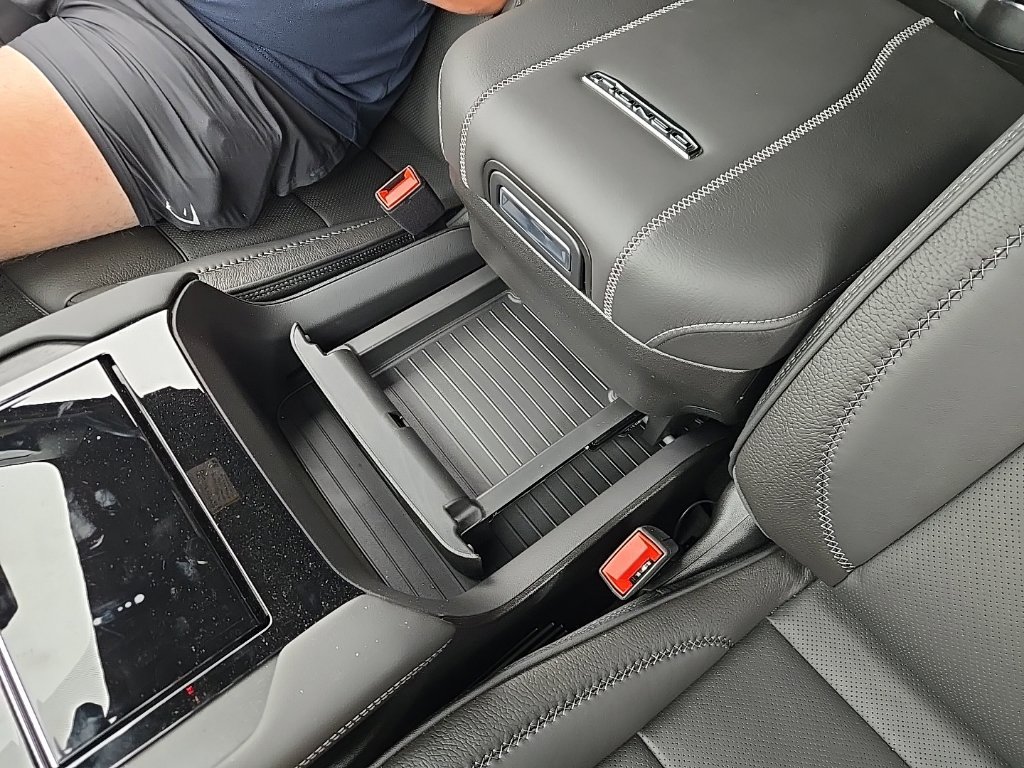 New 2026 GMC Yukon Denali AWD/4WD image 37