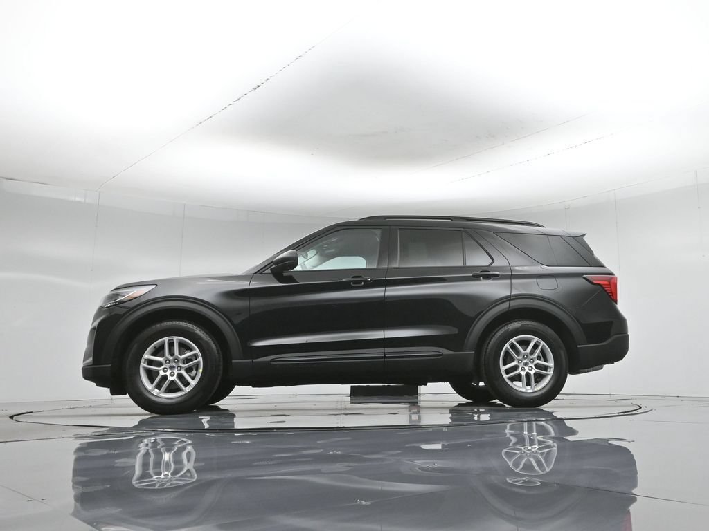 New 2026 Ford Explorer Active RWD image 7