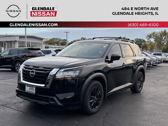 Used 2022 Nissan Pathfinder SV image 1