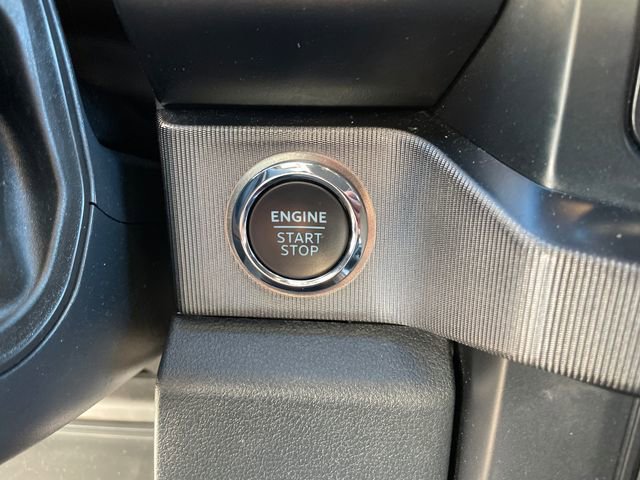 Used 2024 Ford F250 Platinum image 37