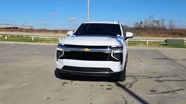 New 2026 Chevrolet Suburban LS RWD image 3