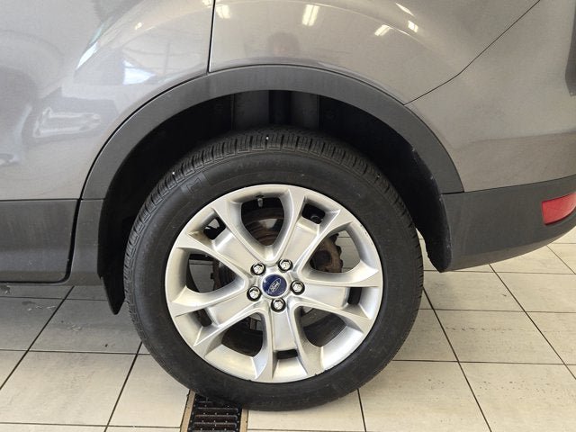 Used 2014 Ford Escape Titanium FWD image 16