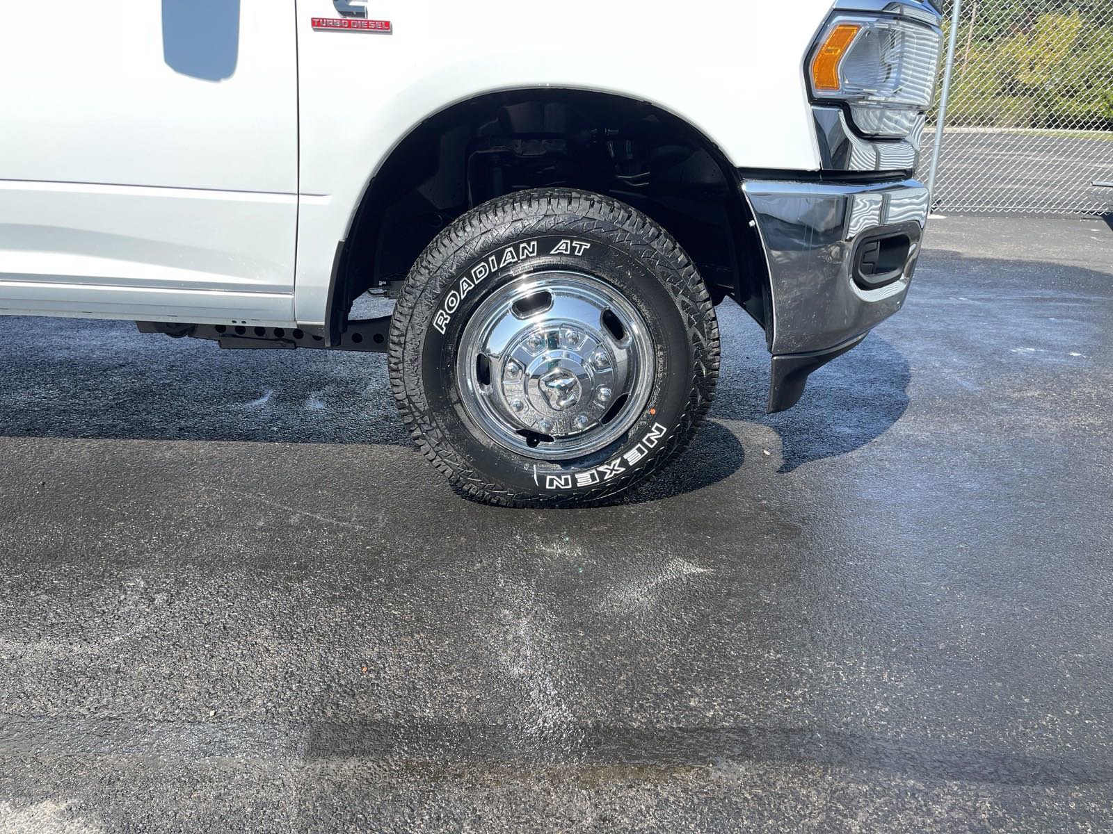 New 2024 RAM 3500 Tradesman w/ Chrome Appearance Group image 8