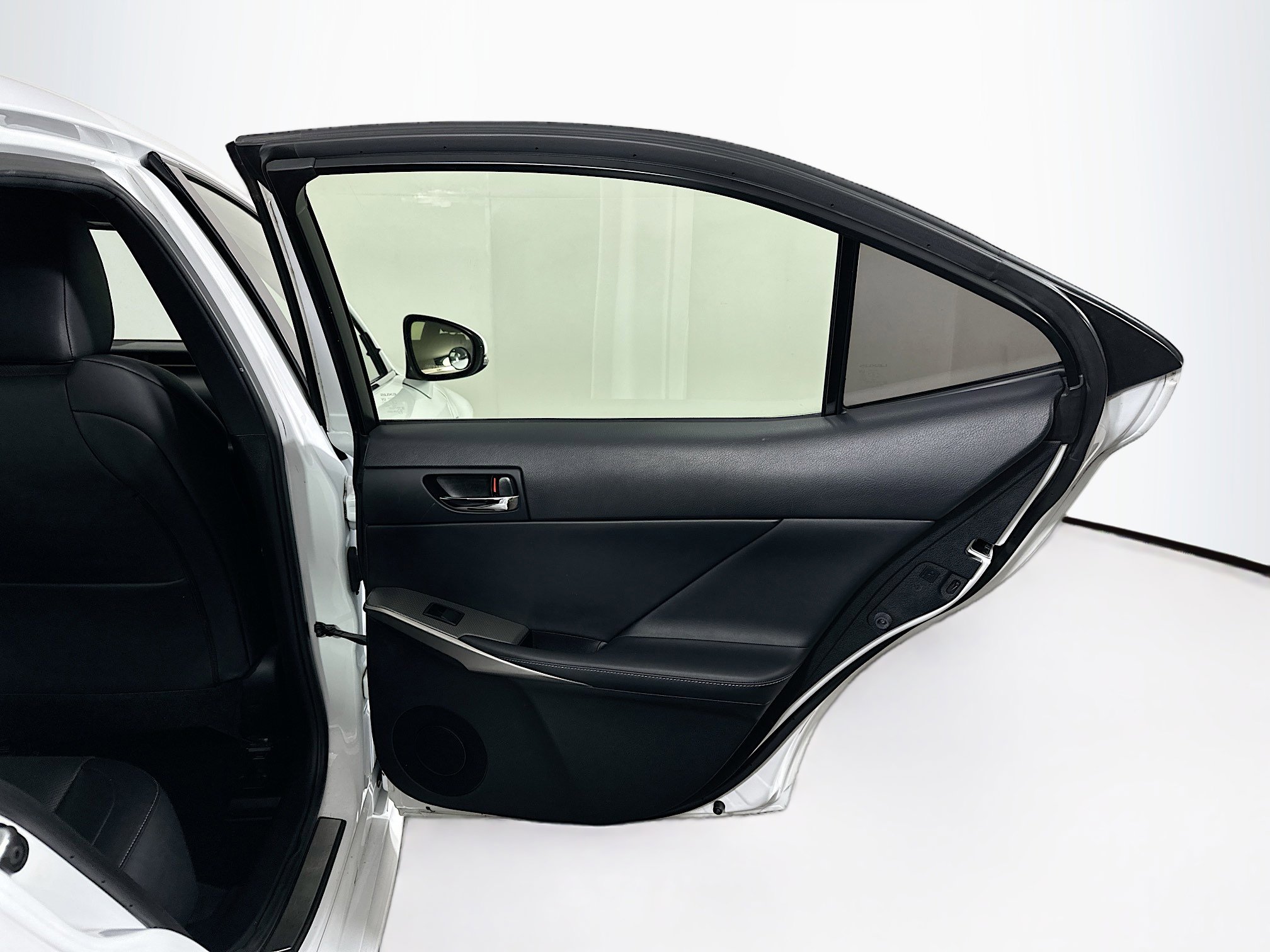 Used 2016 Lexus IS 300 AWD image 30