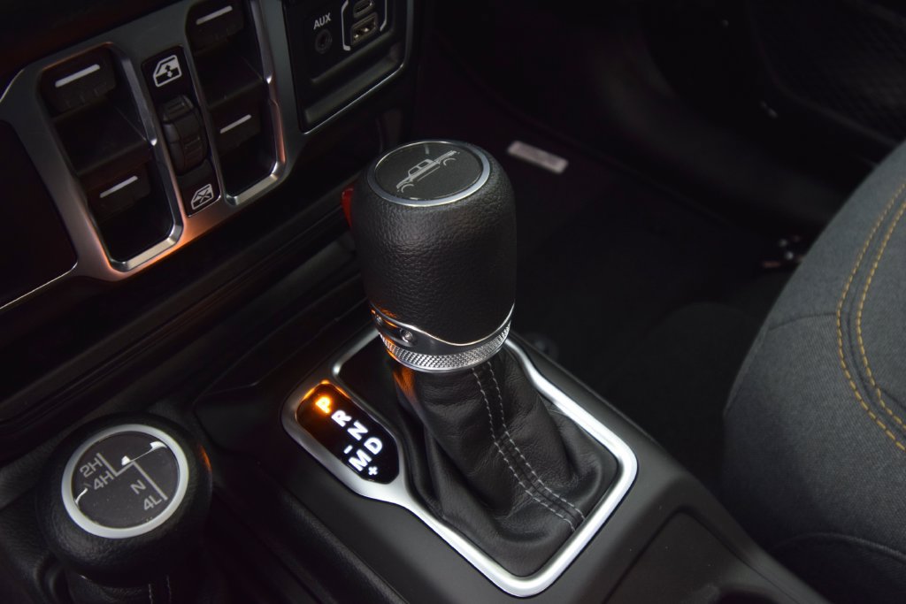 New 2026 Jeep Gladiator Sport AWD/4WD image 24