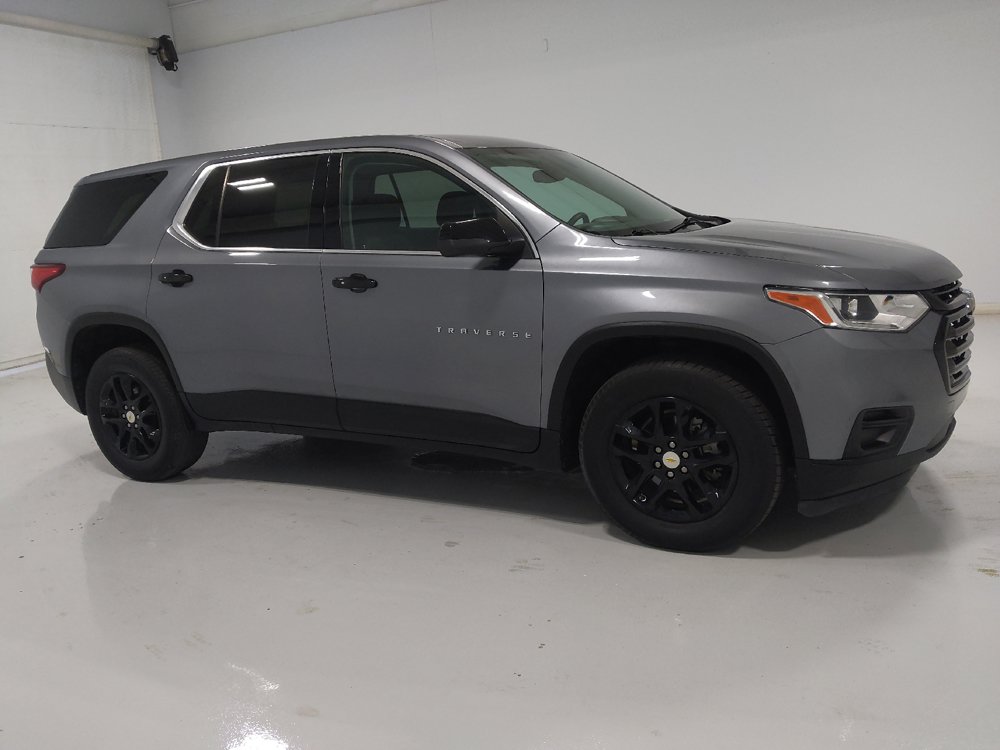 Used 2021 Chevrolet Traverse LS FWD image 11