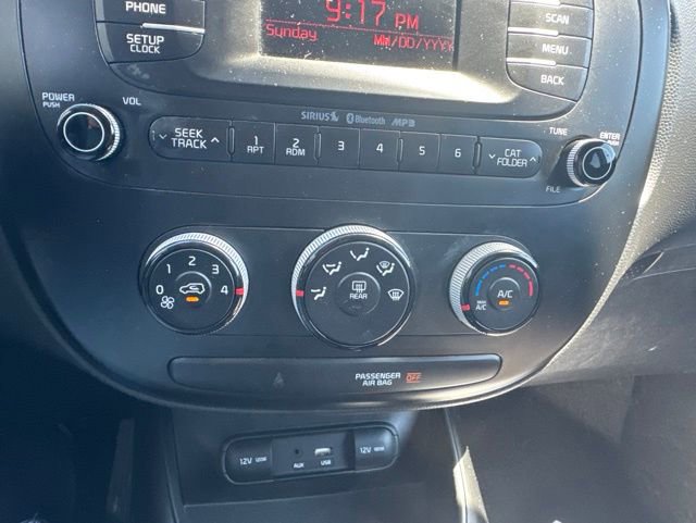Used 2016 Kia Soul FWD image 16