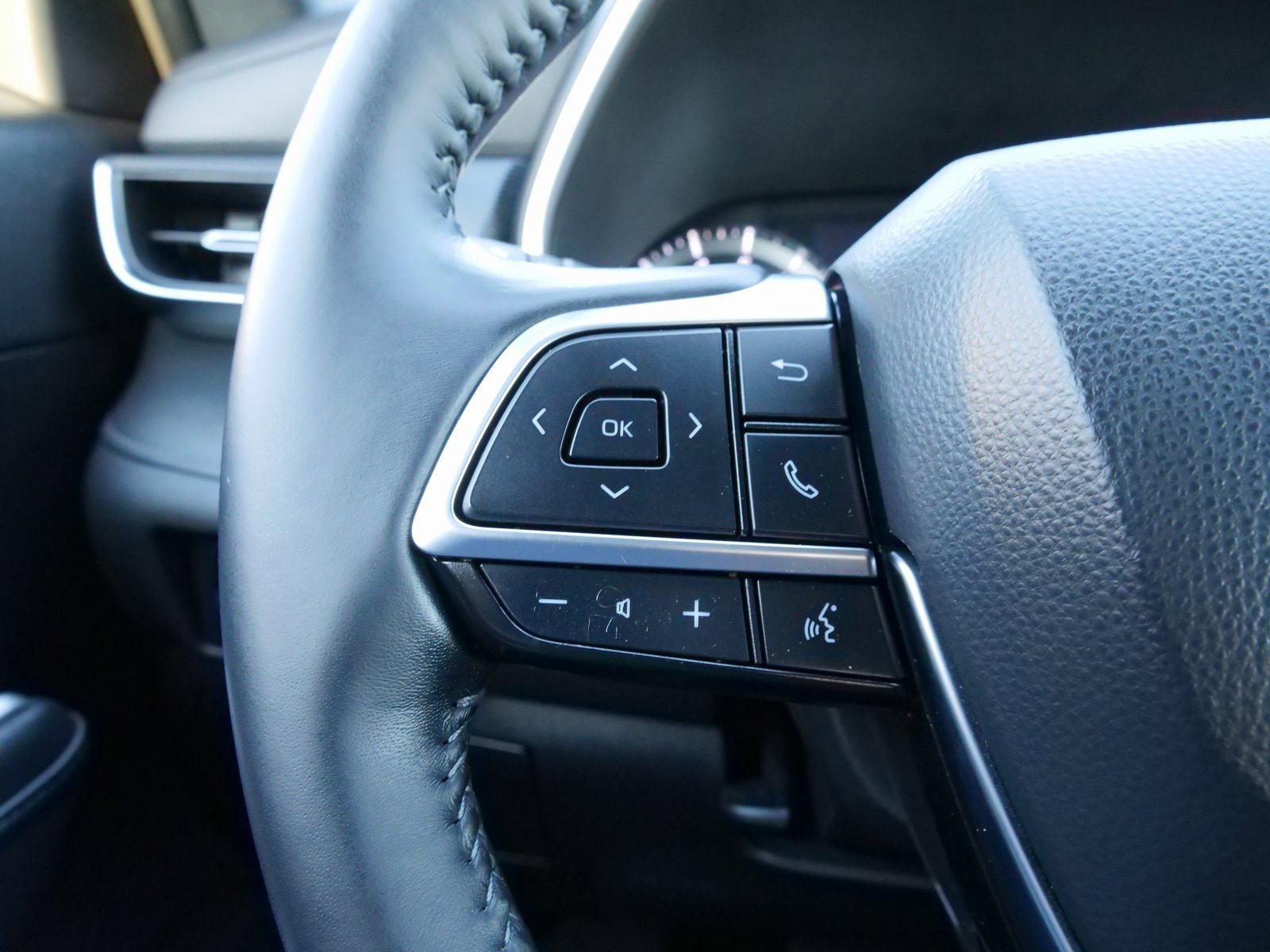 Used 2021 Toyota Highlander XSE image 21