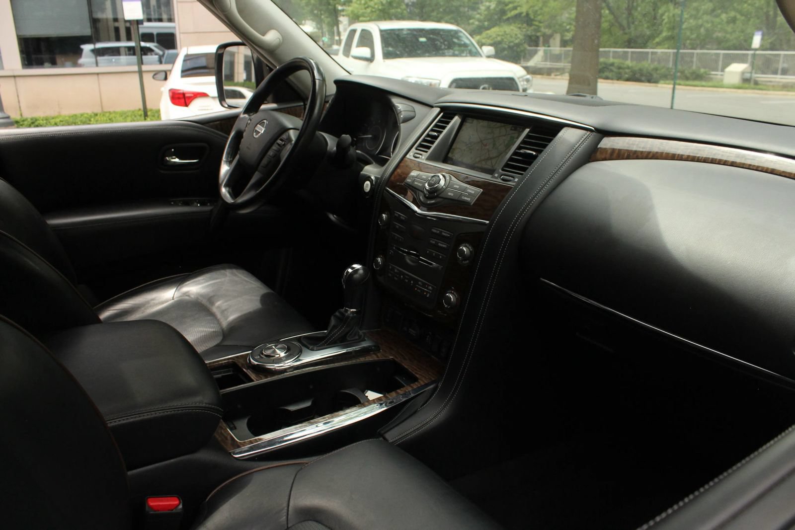 Used 2020 Nissan Armada SL w/ Premium Package RWD image 18