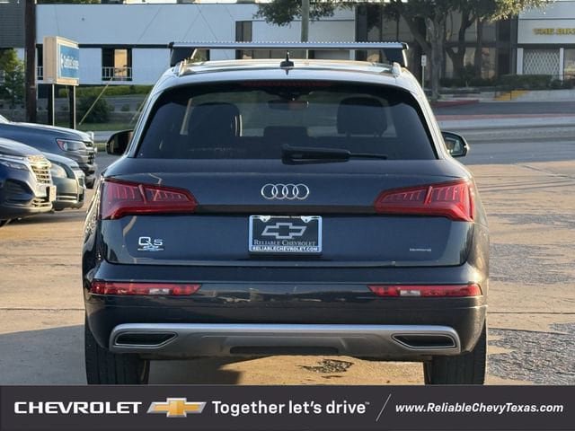 Used 2019 Audi Q5 2.0T Premium Plus w/ Premium Plus Package AWD/4WD image 7