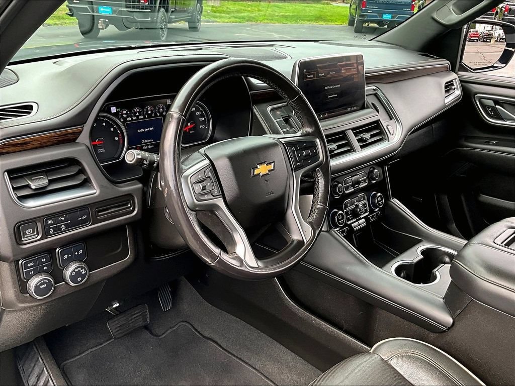 Used 2021 Chevrolet Suburban Premier AWD/4WD image 8
