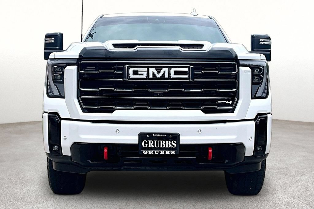 Used 2025 GMC Sierra 2500 AT4 AWD/4WD image 4