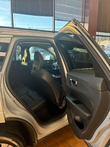 Used 2023 Volvo XC60 T8 Core w/ Climate Package image 35