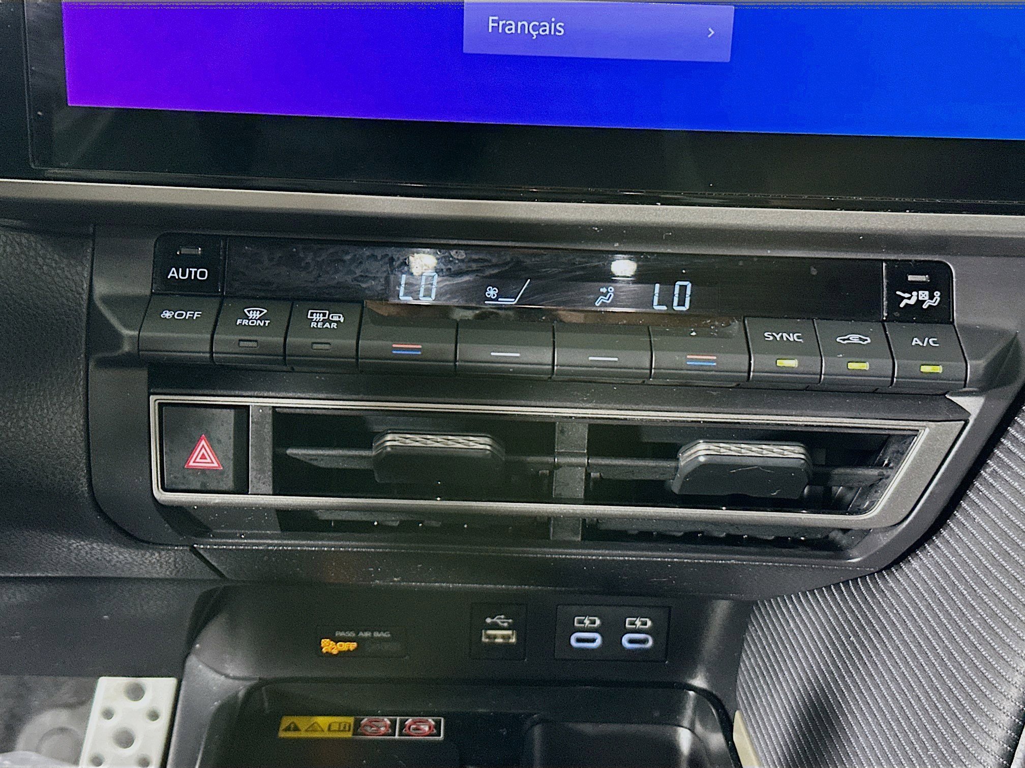 Used 2025 Toyota Camry SE w/ Multimedia Upgrade Package FWD image 22