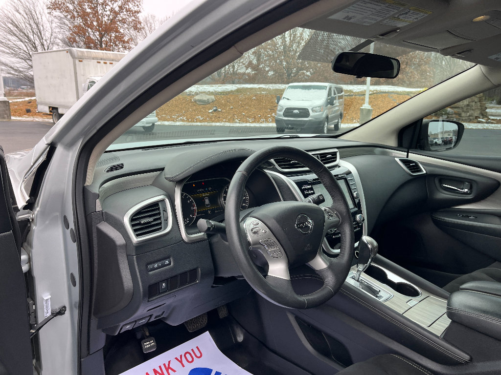Used 2017 Nissan Murano SV image 26