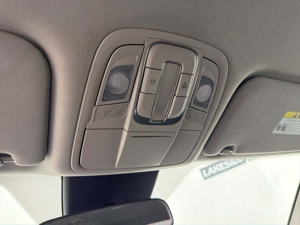 Used 2019 Hyundai Santa Fe SE image 24