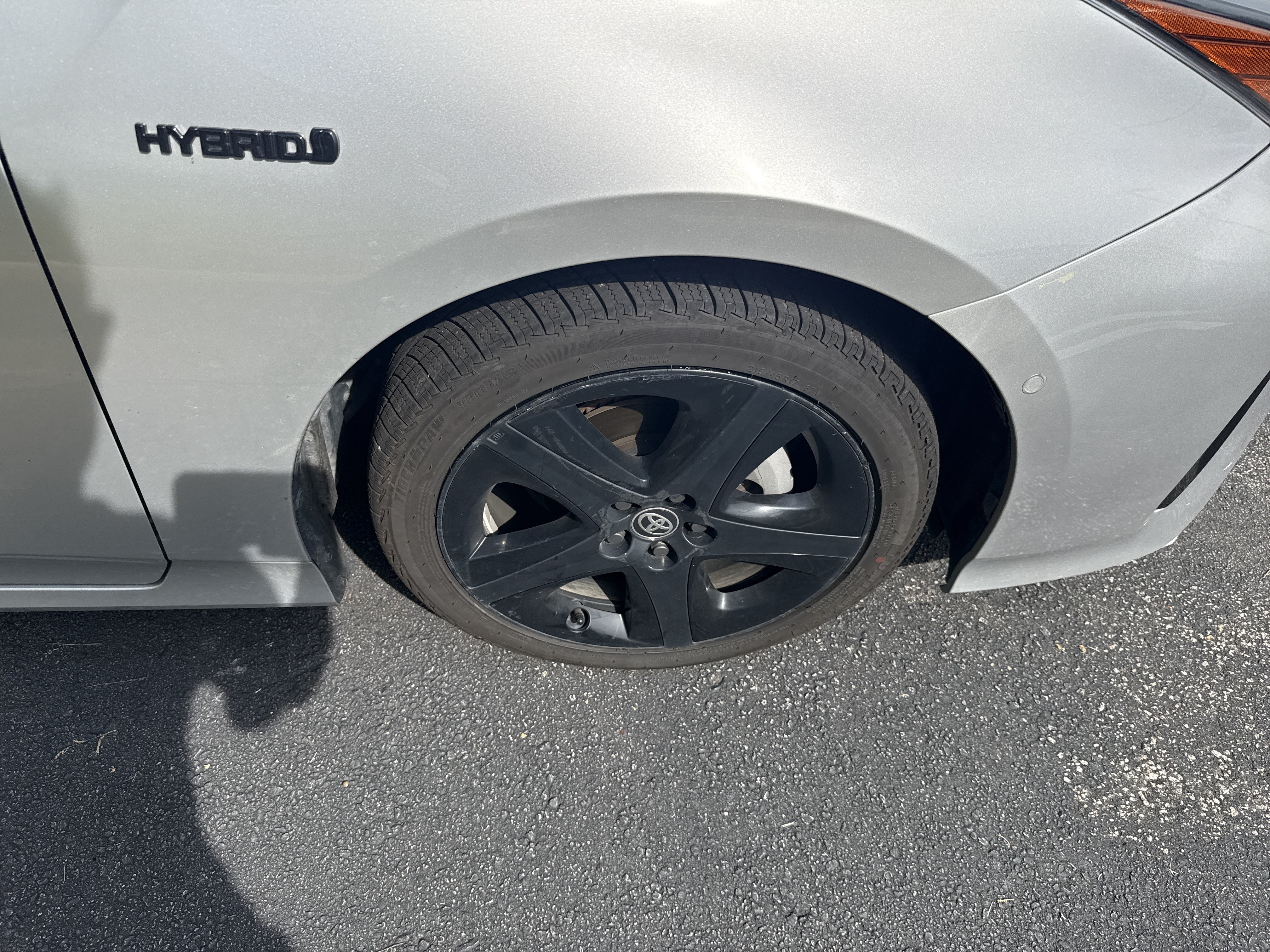 Used 2022 Toyota Prius FWD image 9