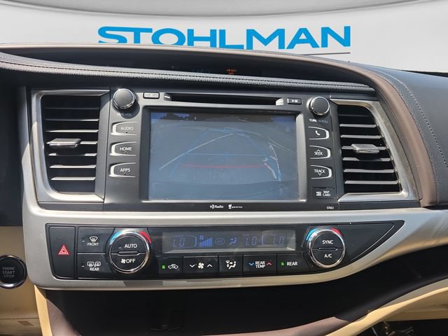 Used 2014 Toyota Highlander XLE AWD/4WD image 16