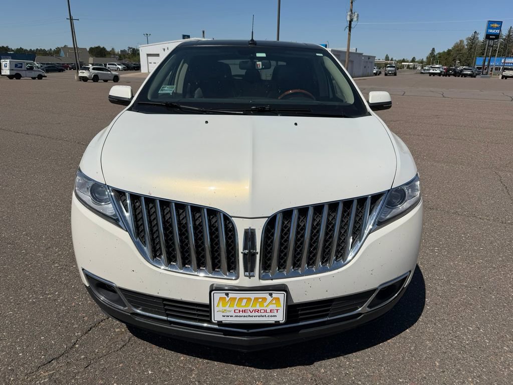 Used 2013 Lincoln MKX AWD image 6