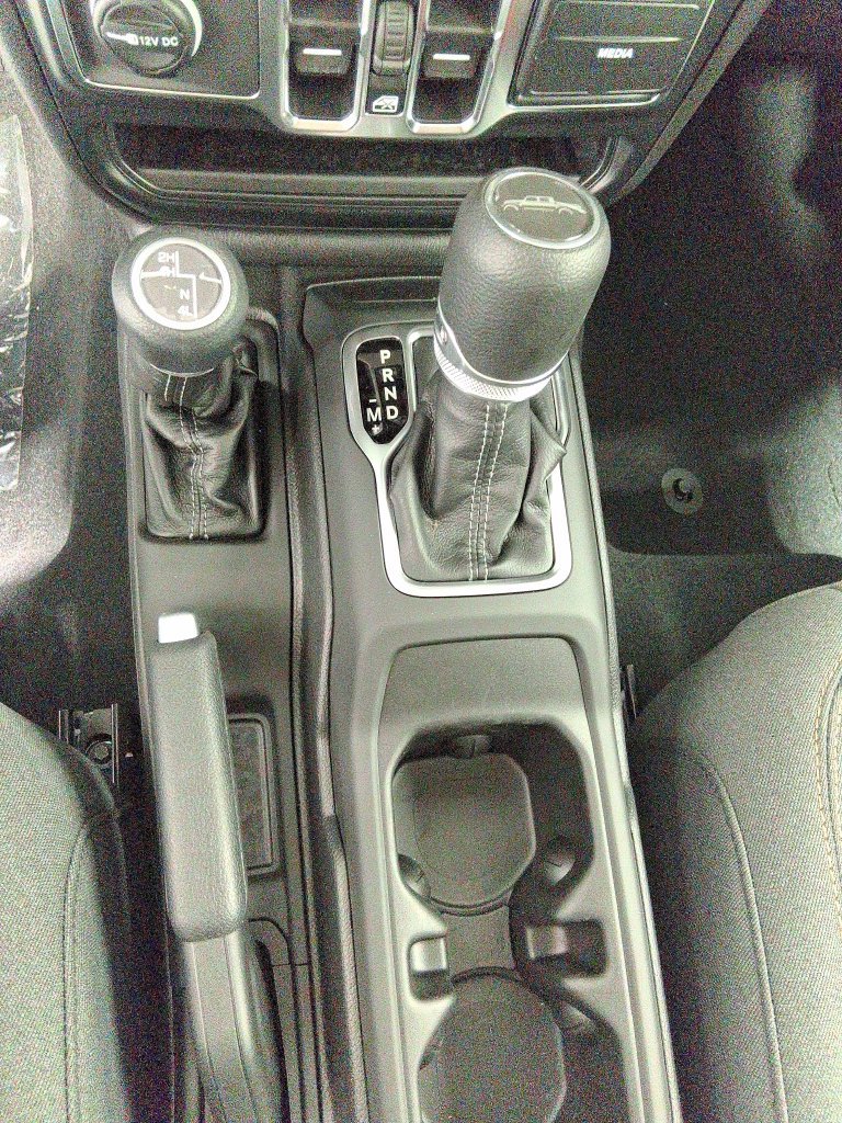 New 2026 Jeep Gladiator Sport AWD/4WD image 15