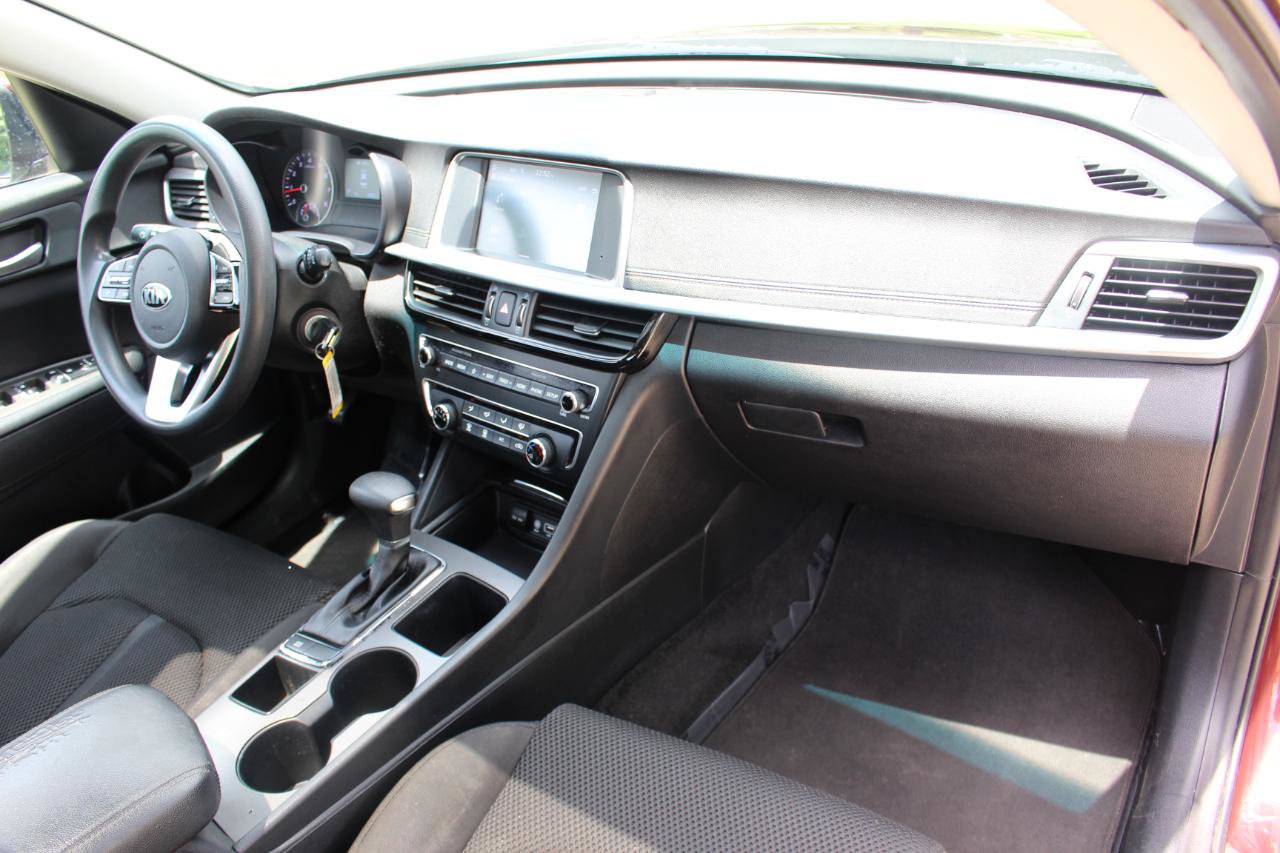 Used 2020 Kia Optima LX FWD image 39