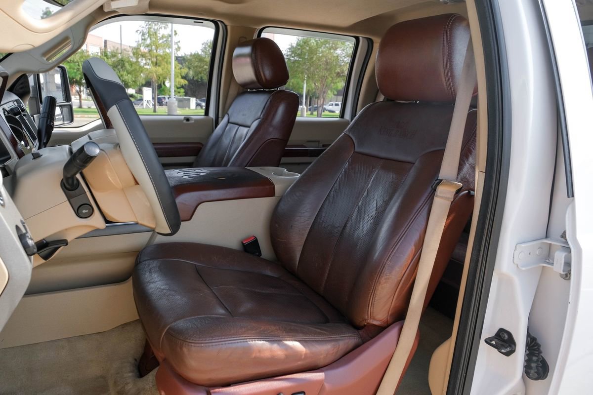 Used 2012 Ford F250 King Ranch w/ FX4 Off Road Pkg image 28