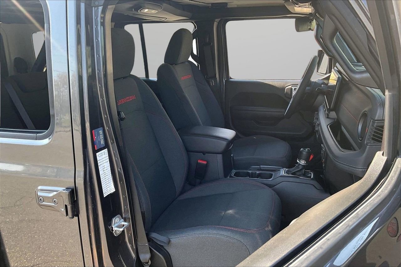 Certified 2025 Jeep Wrangler Unlimited Rubicon image 23