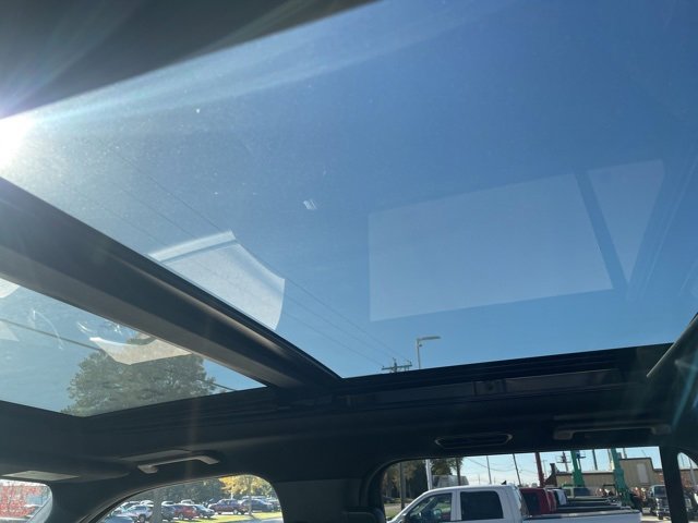 Used 2022 Ford Expedition Max Platinum image 9