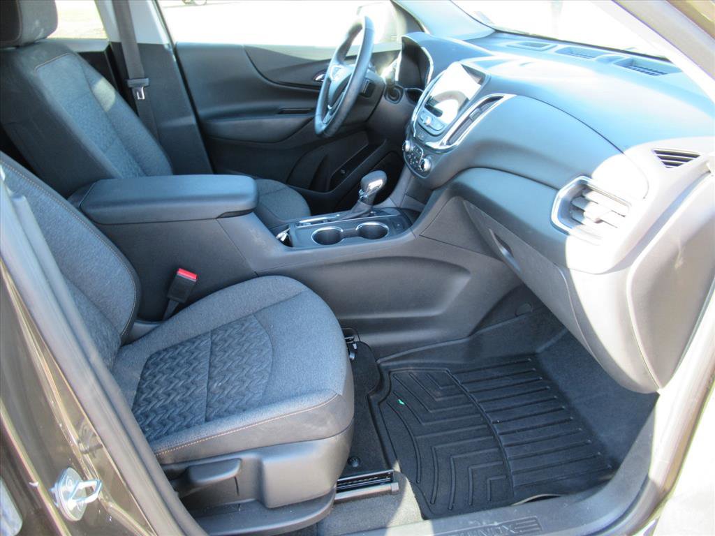 Used 2023 Chevrolet Equinox LT image 9