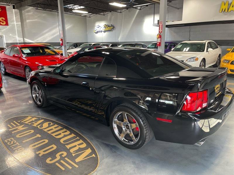 Used 2004 Ford Mustang Cobra RWD image 16