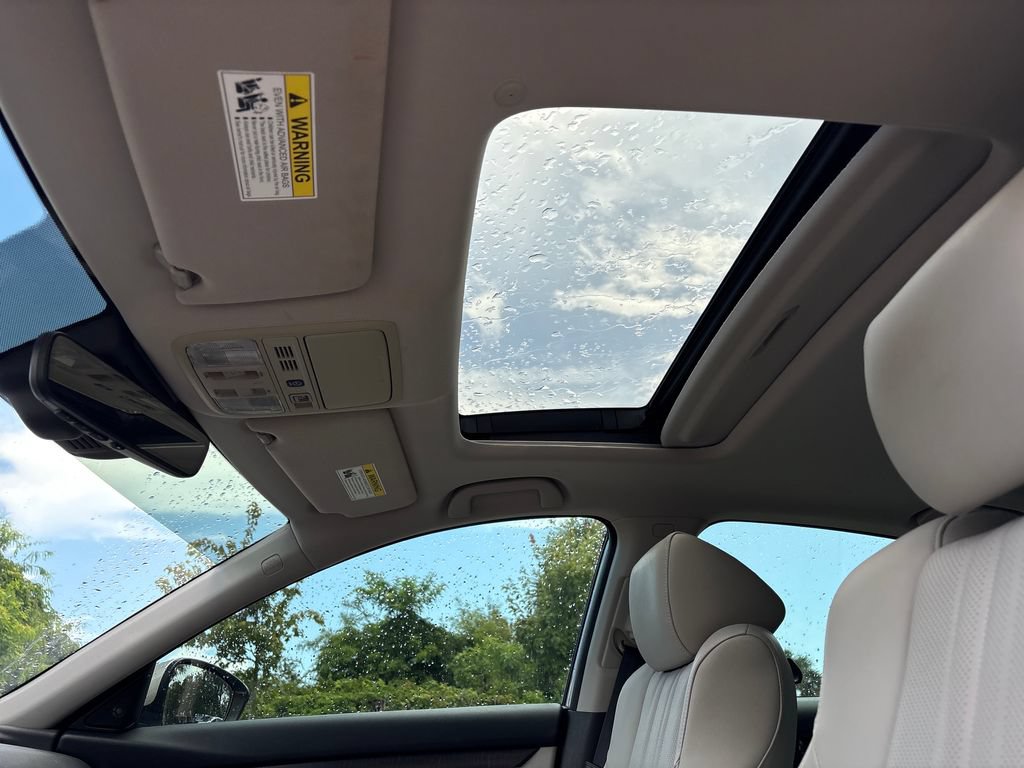 Used 2018 Honda Accord Touring image 33