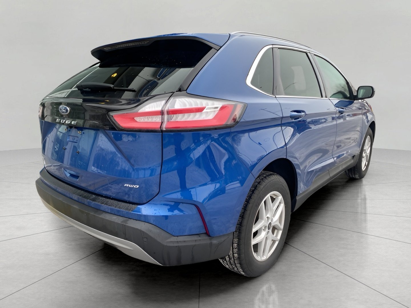 Used 2024 Ford Edge SEL w/ Convenience Package image 6