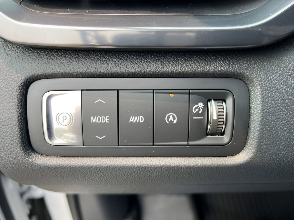 Certified 2024 GMC Acadia AT4 w/ LPO, Floor Liner Package image 18