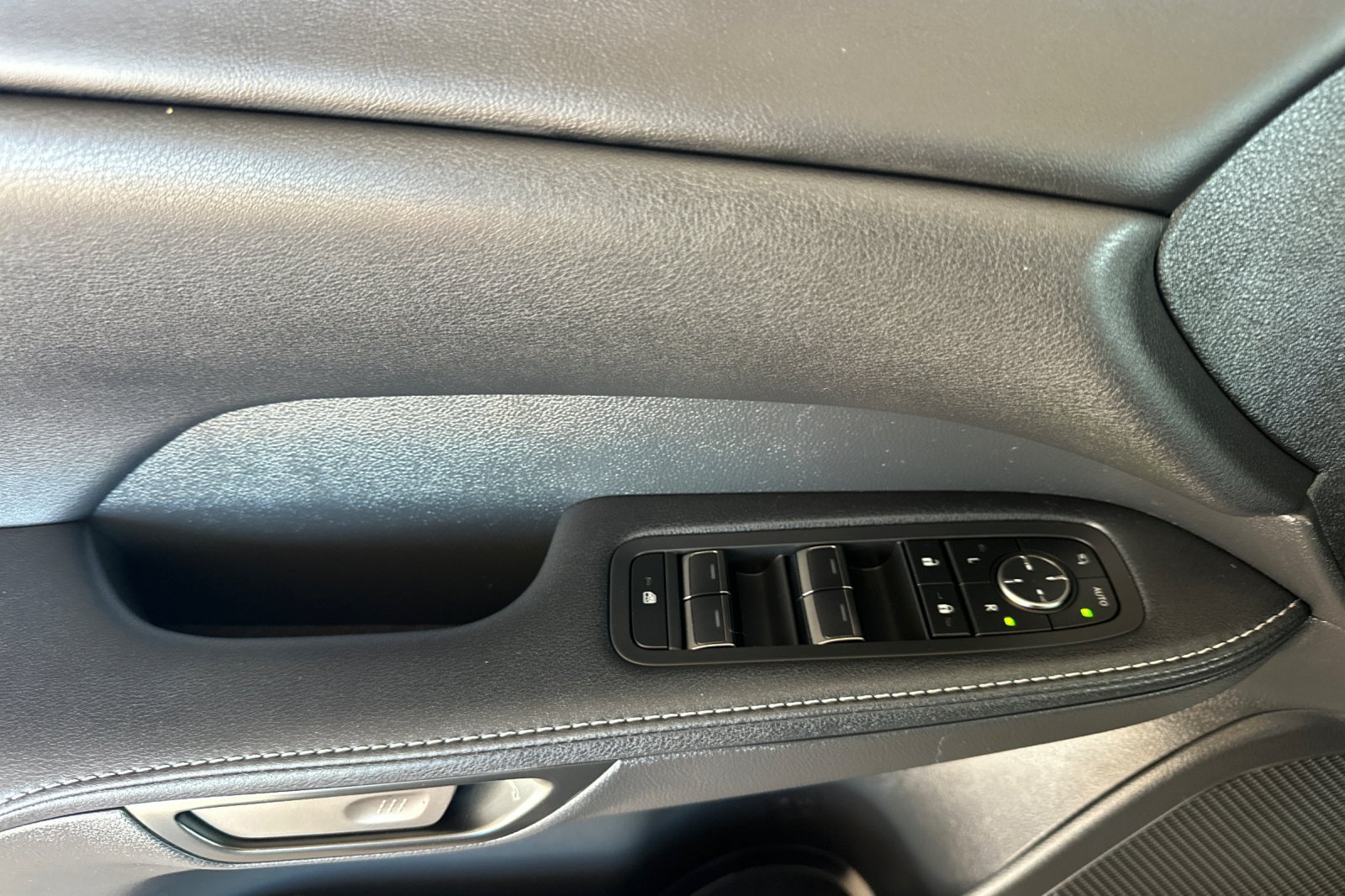 Certified 2025 Lexus RX 350 Premium w/ Accessory Package (K3) FWD image 8