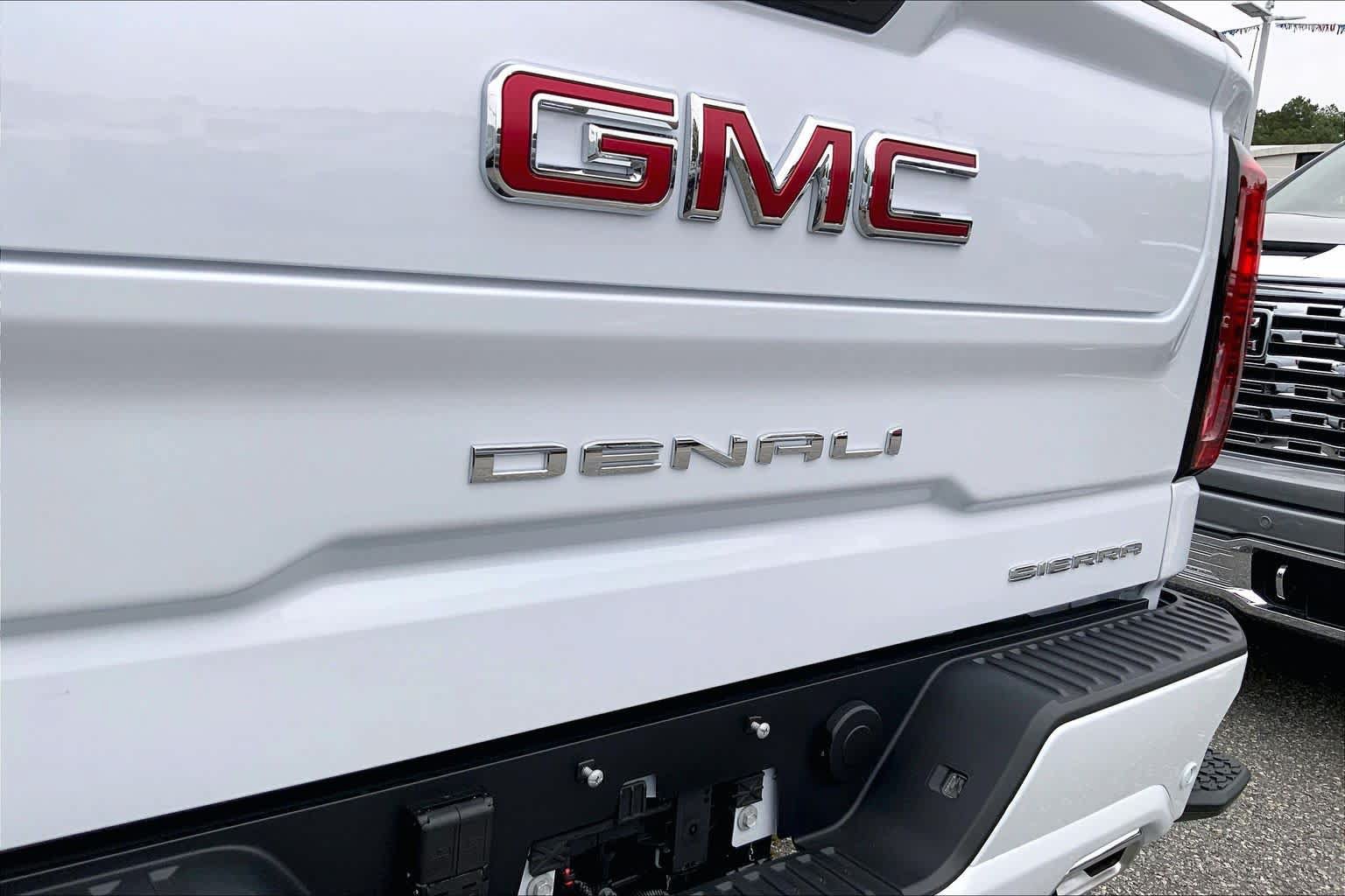 New 2026 GMC Sierra 1500 Denali AWD/4WD image 14