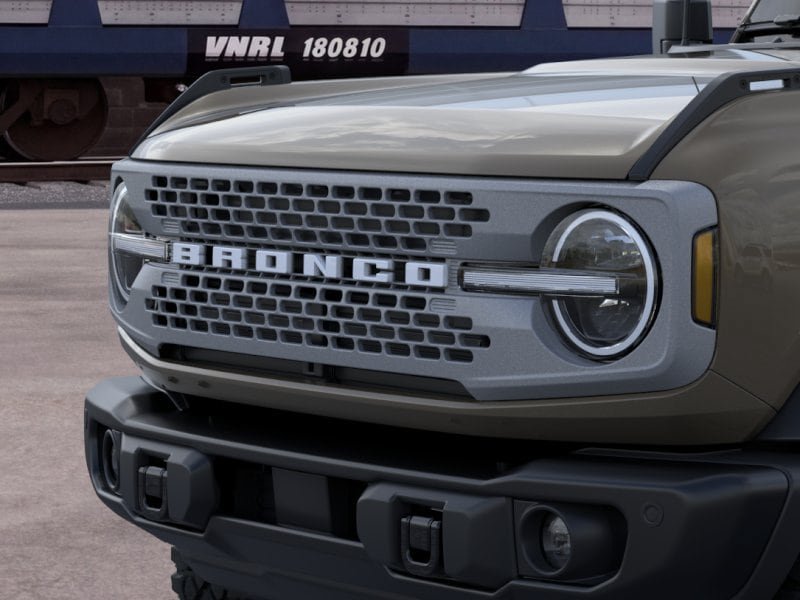 New 2026 Ford Bronco Badlands w/ Sasquatch Package AWD/4WD image 33