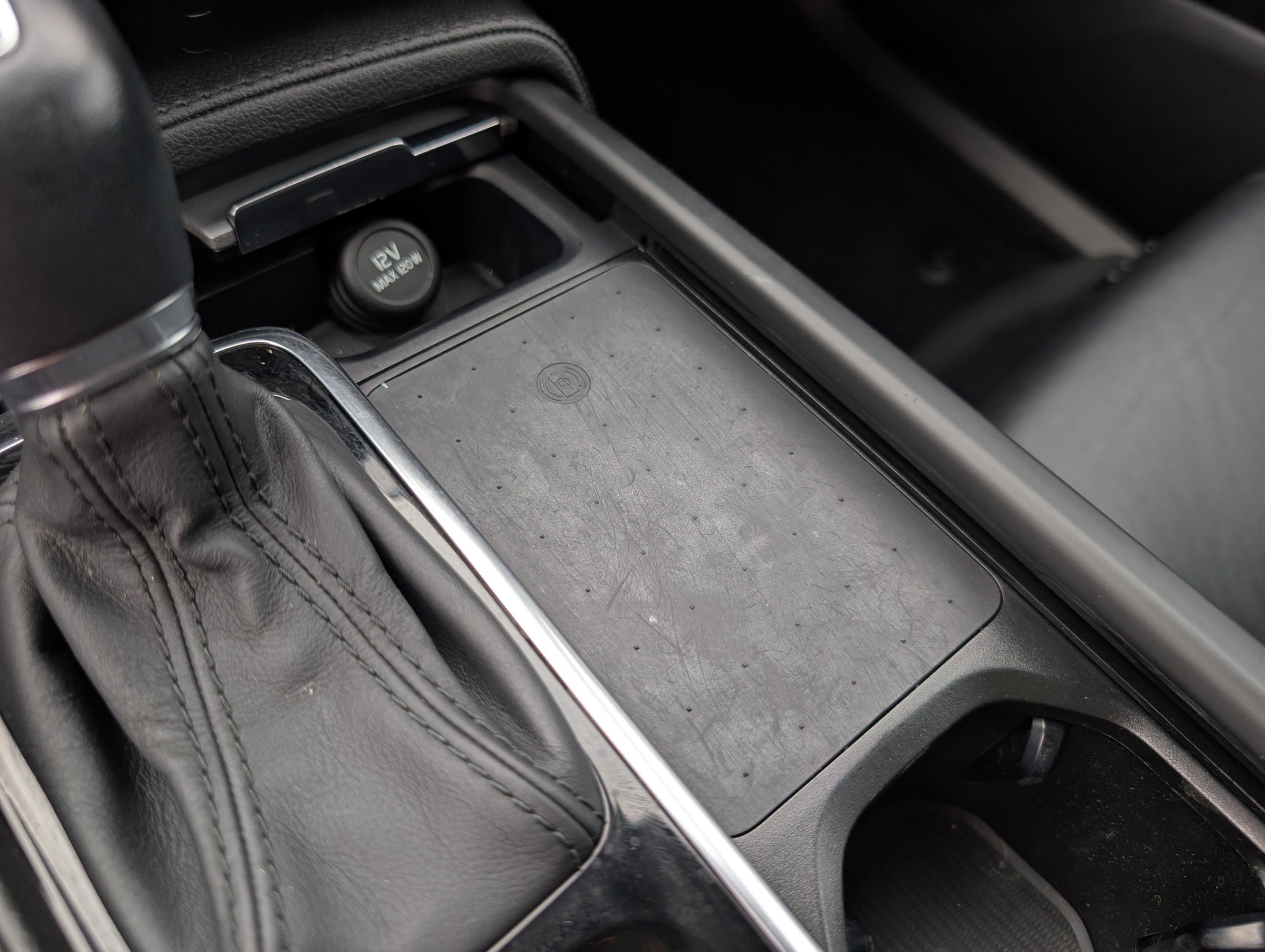 Used 2022 Volvo XC90 T5 Momentum image 13