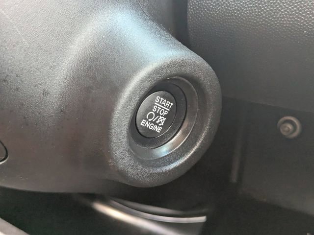 Used 2024 RAM ProMaster 2500 w/ Convenience Group image 32