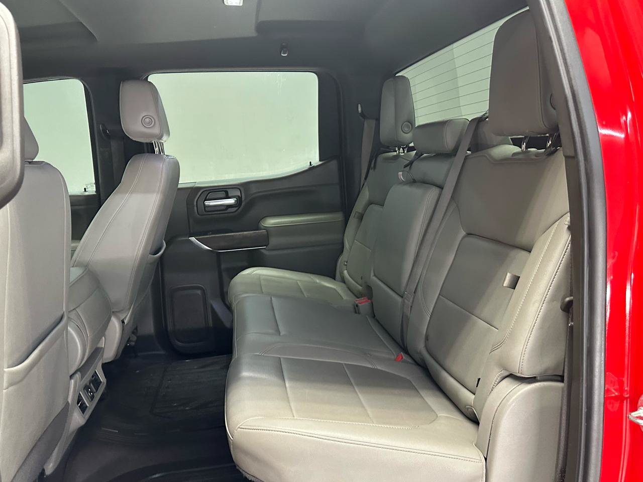 Used 2022 GMC Sierra 1500 SLT AWD/4WD image 16